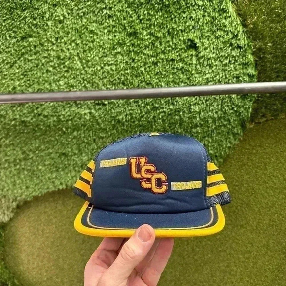 Vintage NCAA USC Trojans Trucker Hat - Picture 1 of 7